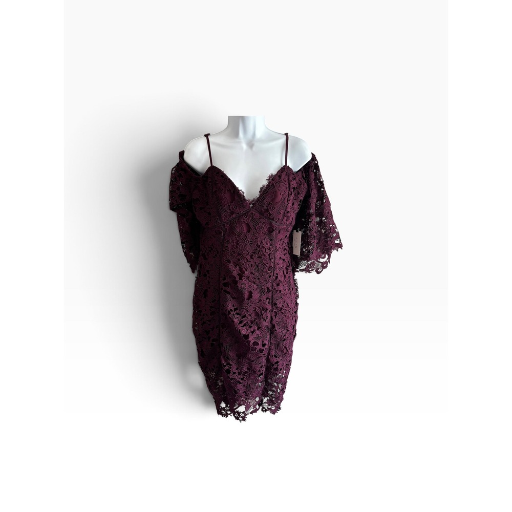 NWT ASTR The Label Lace Dress Size M Wine Cold Shoulder Floral Crochet Cocktail